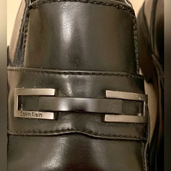 Calvin Klein Vallen Black Leather Smooth Slip On Dress Shoes Size 10M