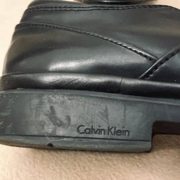 Calvin Klein Vallen Black Leather Smooth Slip On Dress Shoes Size 10M