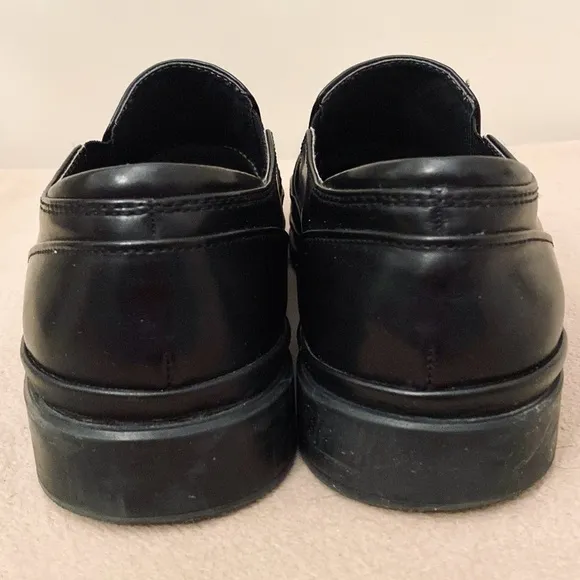 Calvin Klein Vallen Black Leather Smooth Slip On Dress Shoes Size 10M
