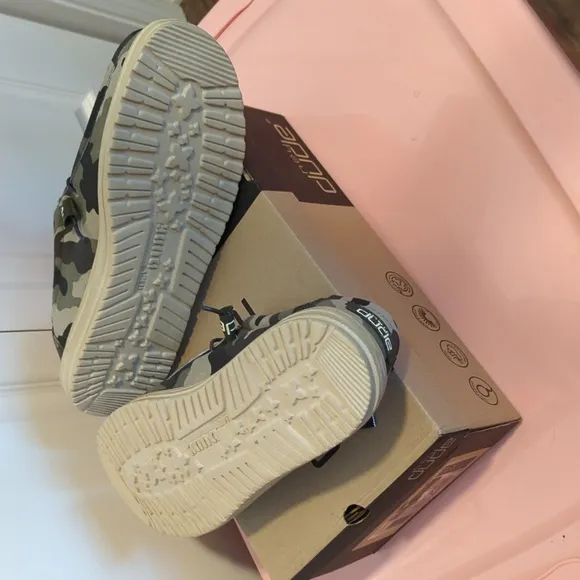 Camouflage Slip-On Shoes