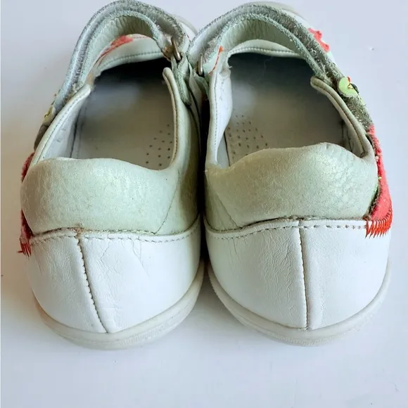 Catimini Girls Leather Shoes Sz 11 EU 28 US White Floral Embroidery Made Morocco