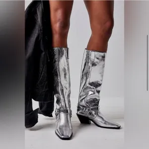Caverly milly silver leather boots