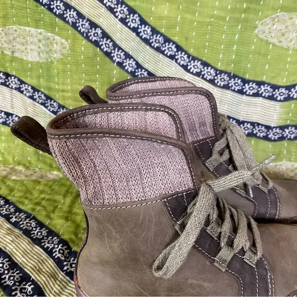 Chaco Ivy Brown/ Gray Barbary Ankle Leather Boots Size 7.5