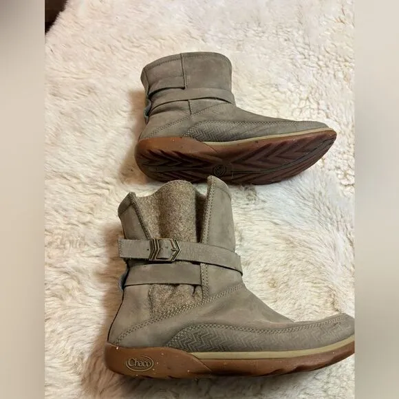 Chaco Sandstone Suede Boots size 7