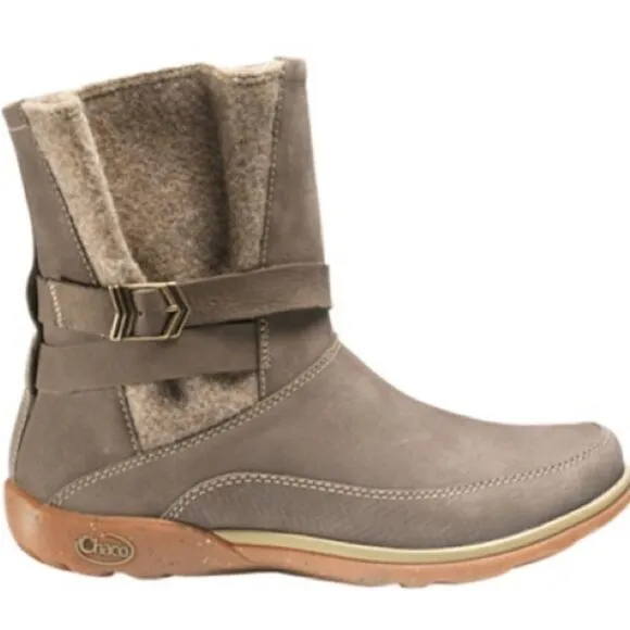 Chaco Sandstone Suede Boots size 7
