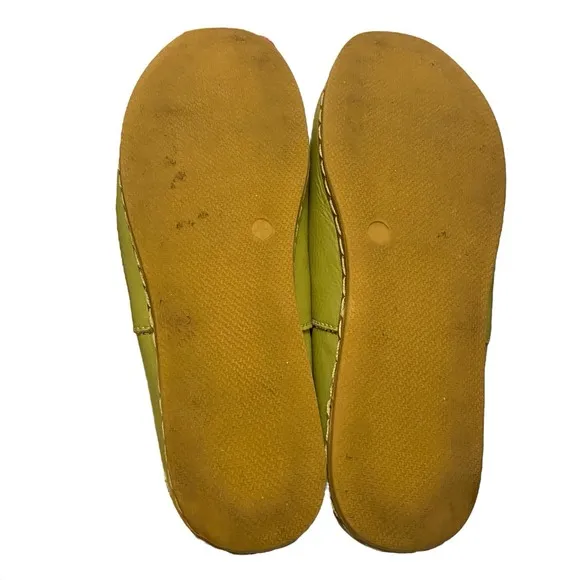 Charix Pistachio Slip On Genuine Leather Artisan Shoes Women Sz 37