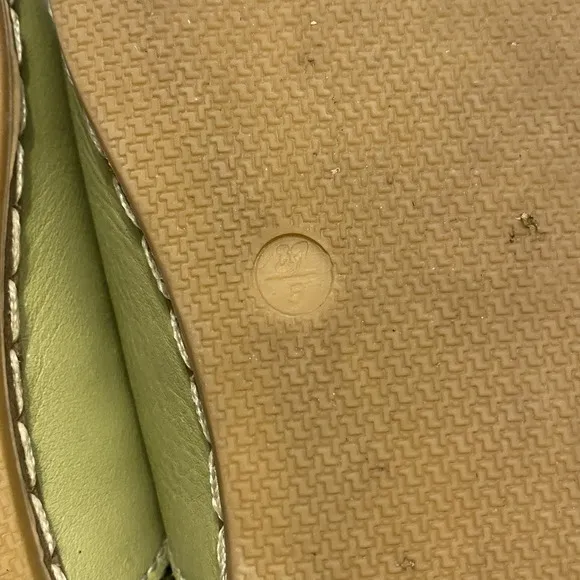 Charix Pistachio Slip On Genuine Leather Artisan Shoes Women Sz 37