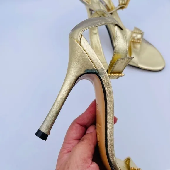 Charles David Gold Open Toe Strappy Heels, Women’s Size 7, Fancy Cocktai…