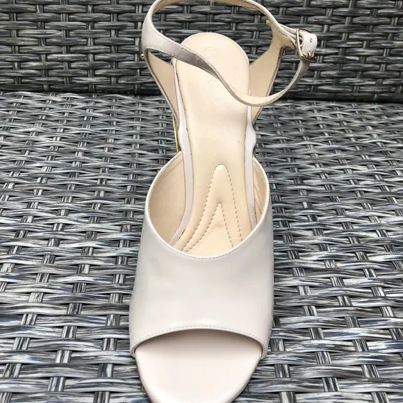 Chloe Peep Toe Gold Heel Ankle Strap Leather Sandals Size 39EU NEW