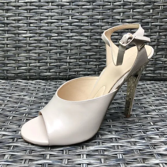 Chloe Peep Toe Gold Heel Ankle Strap Leather Sandals Size 39EU NEW