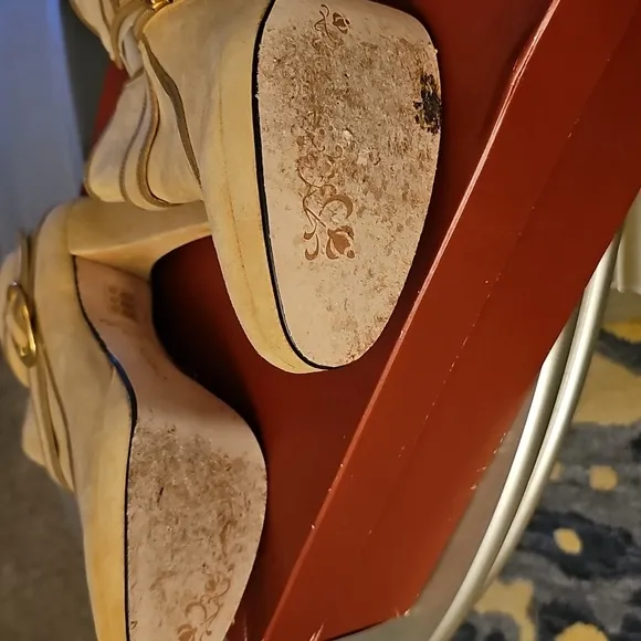 CHRISTIN MICHAELS CAMEL KID SUEDE/CAMEL PATENT LEATHER