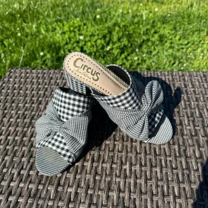 Circus by Sam Edelman Black and White Heels