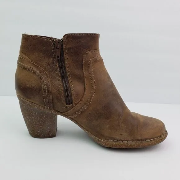 Clarks Carleta Womens Size 8.5 Brown Leather Ankle Booties Boots Shoes