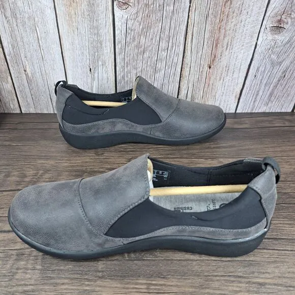 Clarks Cloudsteppers Sillian Paz Gray Slip On Shoes Women's Sz 8 M (VGC) w/Box