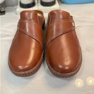 Clark’s collection Brown Leather Slip-On Shoes size 10
