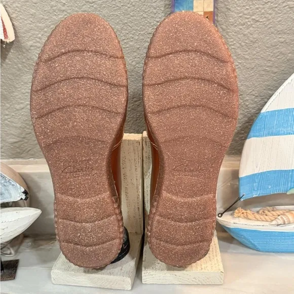 Clark’s collection Brown Leather Slip-On Shoes size 10