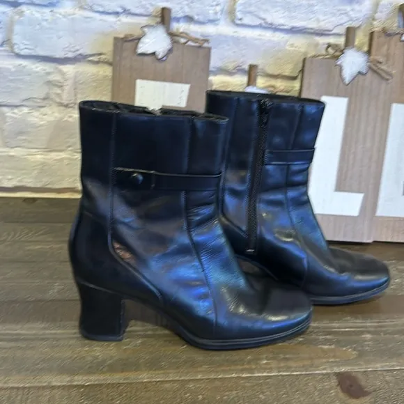 Clark’s Leather boots