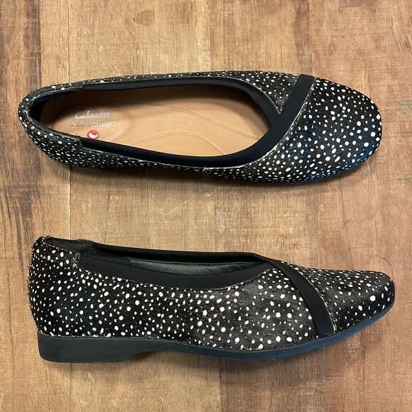 Clarks Un Darcey Ease 2 Flats