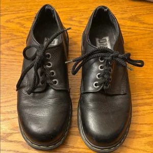 Classic Black Leather Men's Shoes