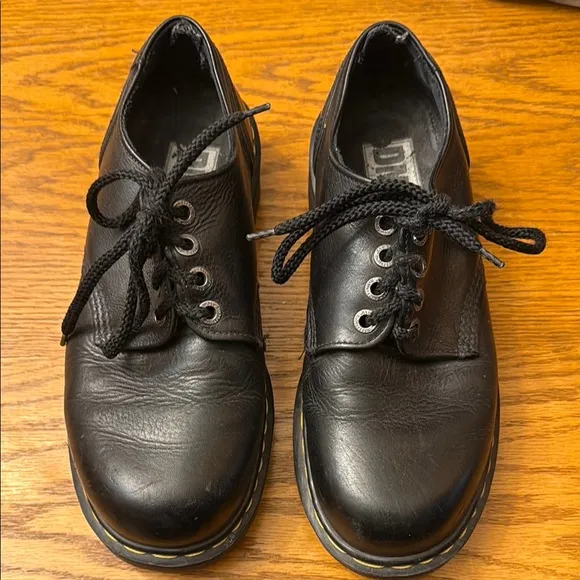 Classic Black Leather Men's Shoes