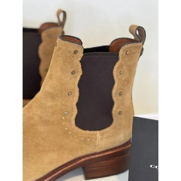 Coach Bowery Peanut Suede Leather Pull-On Studded Chelsea Boots Size 10