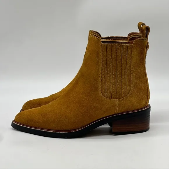 Coach Bowery Suede Chelsea Ankle Boots. Size 7
