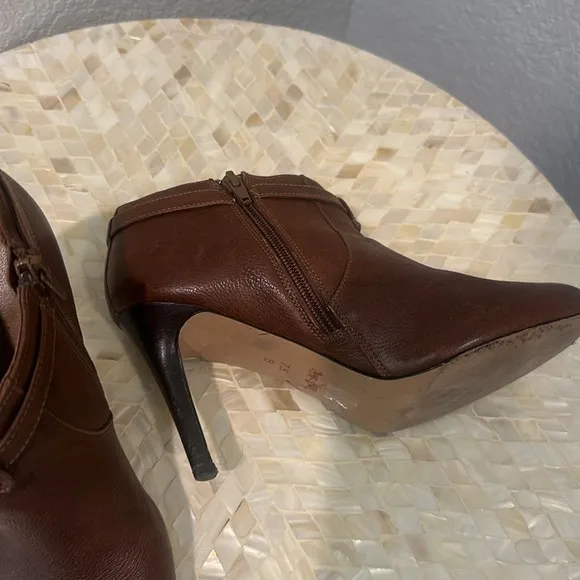 Coach healed boots size 7.5