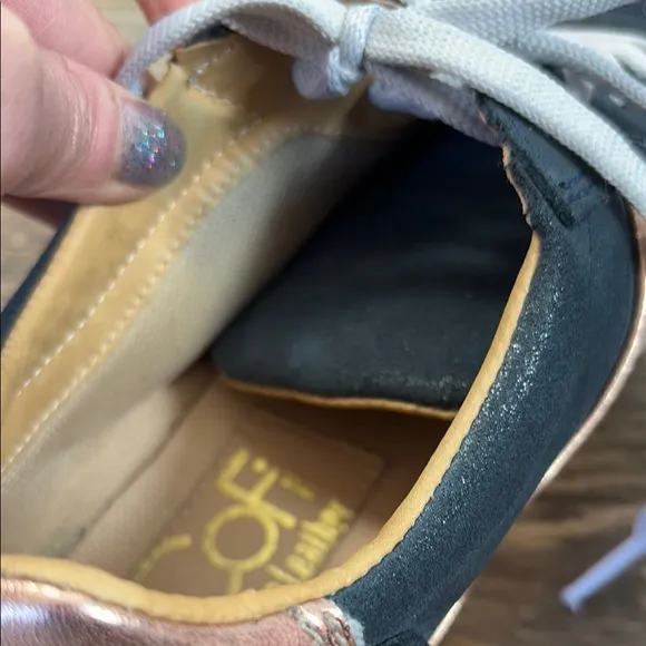 CoFi Genuine Leather Women's Size 8.5 Navy &amp; Metallic Pink Holly Sneakers