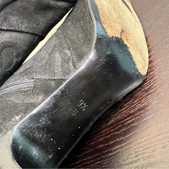 Cole Haan black leather and suede boots SZ. 9.5.  #016