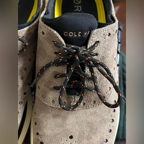 Cole Haan Men’s Beige Suede Oxford Sneakers Sz 8.5