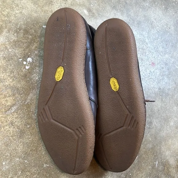 Cole Haan Men's Brown Leather Shoes with Vibram Soles Size: 10 1/2