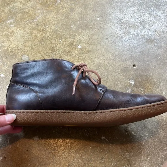 Cole Haan Men's Brown Leather Shoes with Vibram Soles Size: 10 1/2