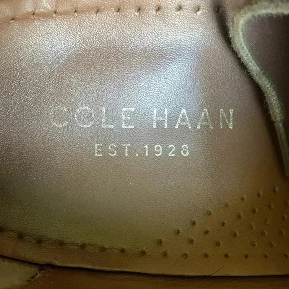 Cole Haan men’s leather lace up shoes size 9 1/2