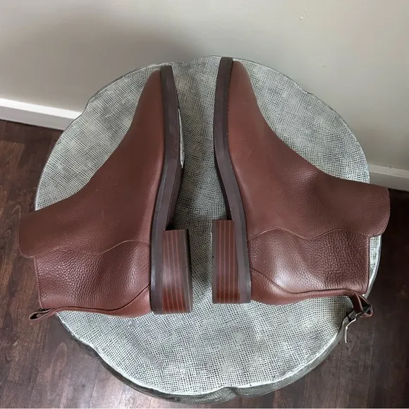 Cole Haan~ new~ Waterproof River Chelsea Sequoia Leather Ankle Boots in size 9