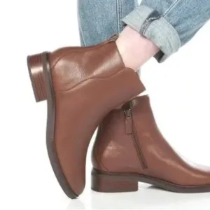 Cole Haan~ new~ Waterproof River Chelsea Sequoia Leather Ankle Boots in size 9