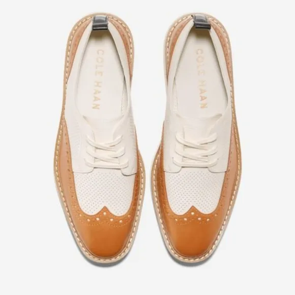 Cole Haan Tan and White Original Wingtip Oxford Shoes Womens Size 9