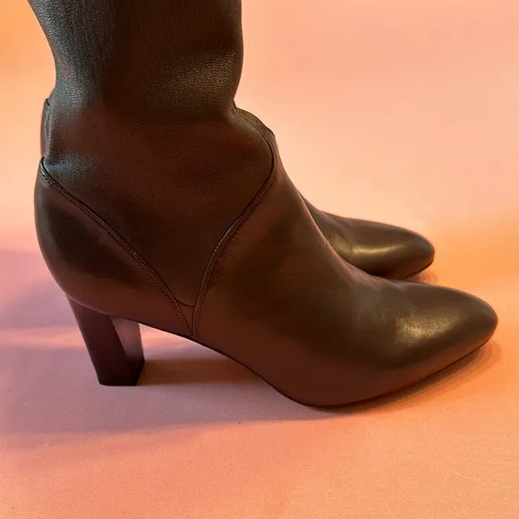 Cole Haan Very Soft Leather Boots. Made in Brazil. Brown. Size 8.5 AA