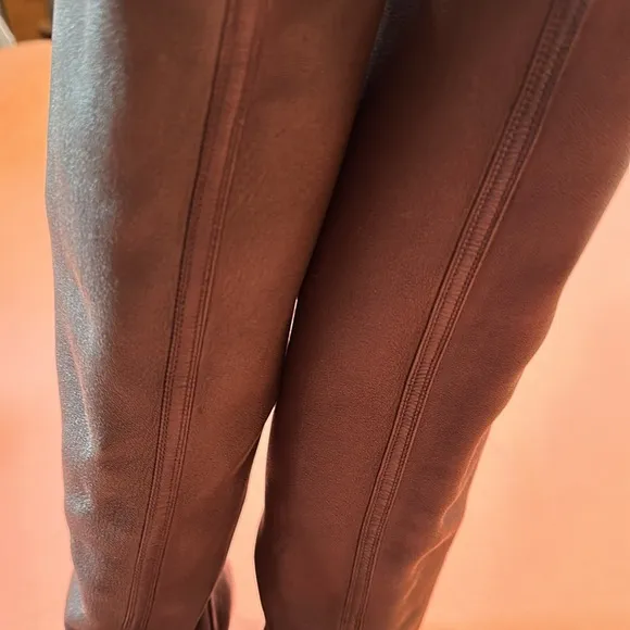 Cole Haan Very Soft Leather Boots. Made in Brazil. Brown. Size 8.5 AA