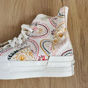 ⭐Converse Chuck 70 Plus Hi 7.5 Men's Shoes Beige Floral Paisley Sneakers A08172C