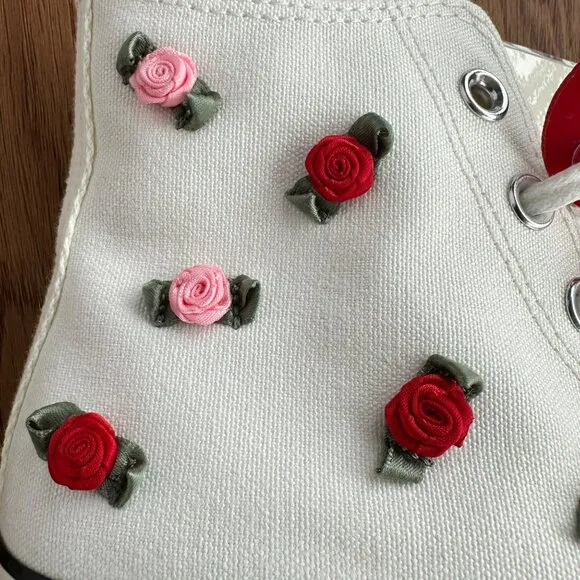 🌹🌹🌹Converse Chuck 70 Valentine's Day Hi Sz 8 Womens Shoes Roses Beige A10637C