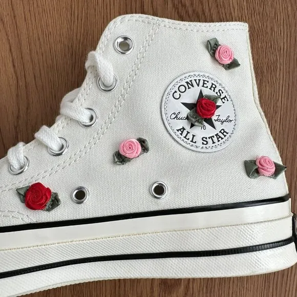 🌹🌹🌹Converse Chuck 70 Valentine's Day Hi Sz 8 Womens Shoes Roses Beige A10637C