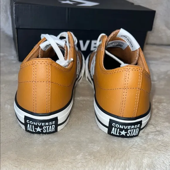 Converse Men's Brown Sneakers.  Size 6
