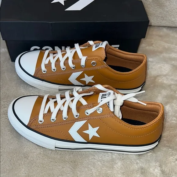 Converse Men's Brown Sneakers.  Size 6