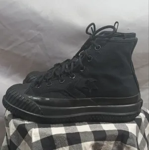 Converse mountain club Bosey high tops black 166221C men's size6 women's size7.5