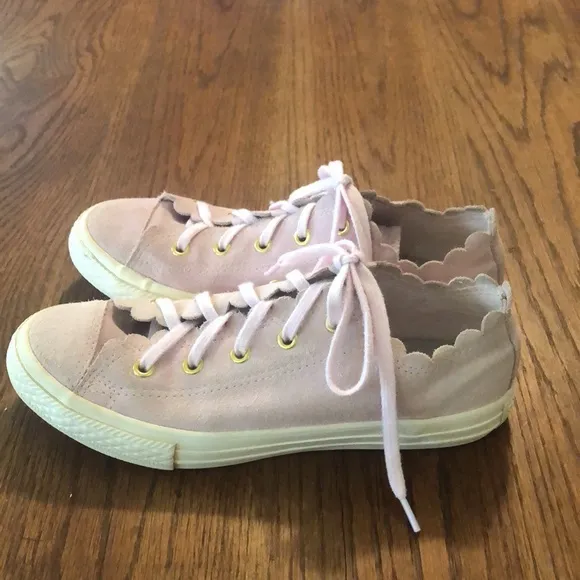 Converse pink suede scalloped sneakers size 3 fancy cute girly fun GUC