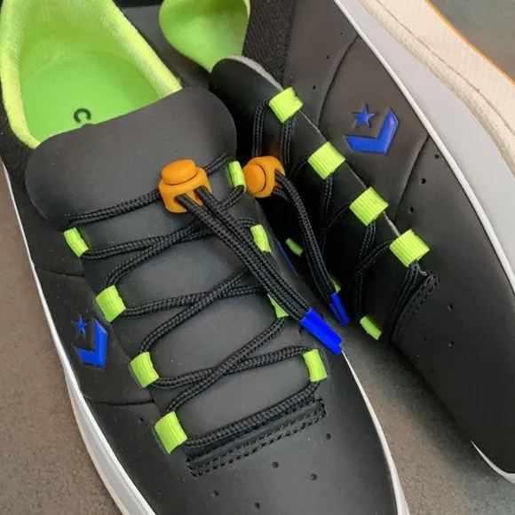 Converse Pro Leather shoes for women