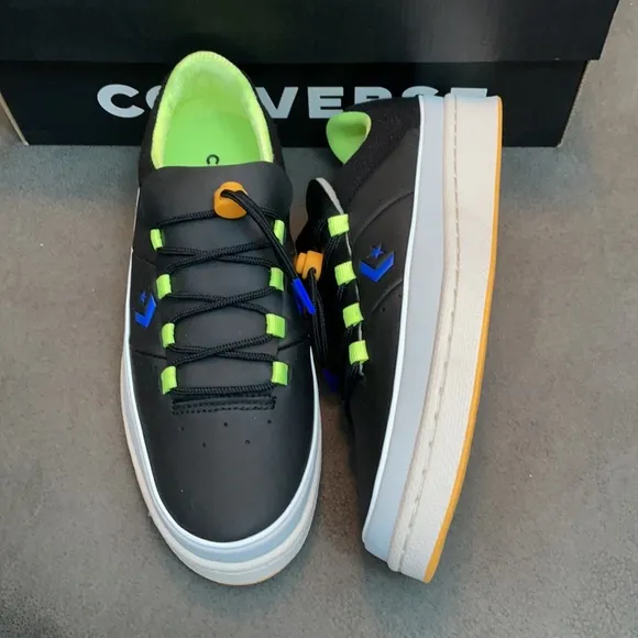 Converse Pro Leather shoes for women