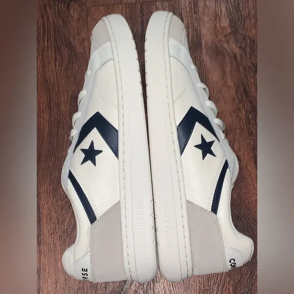 Converse size 13