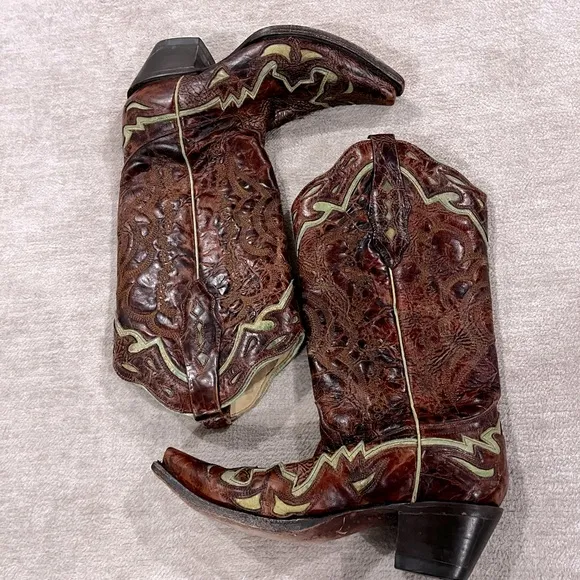 Corral Brown Leather distressed cowboy boots with light green detail 8 57322