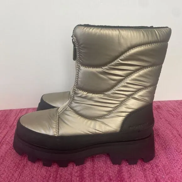 Cougar Savvy Waterproof Puffer Boots Metallic Gold Size 9